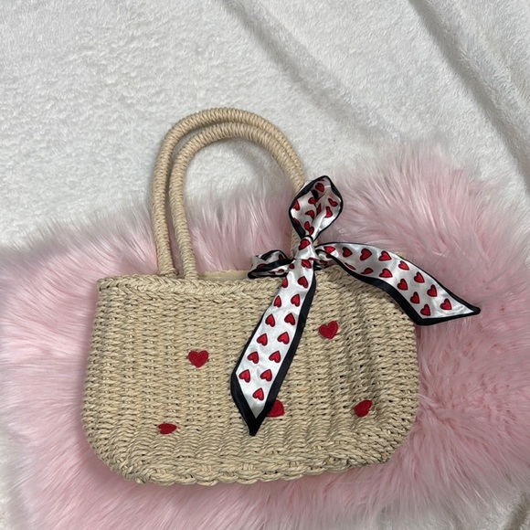 Cream and Red Tote Bag with Playful Accents for the summer - Picture 1 of 9